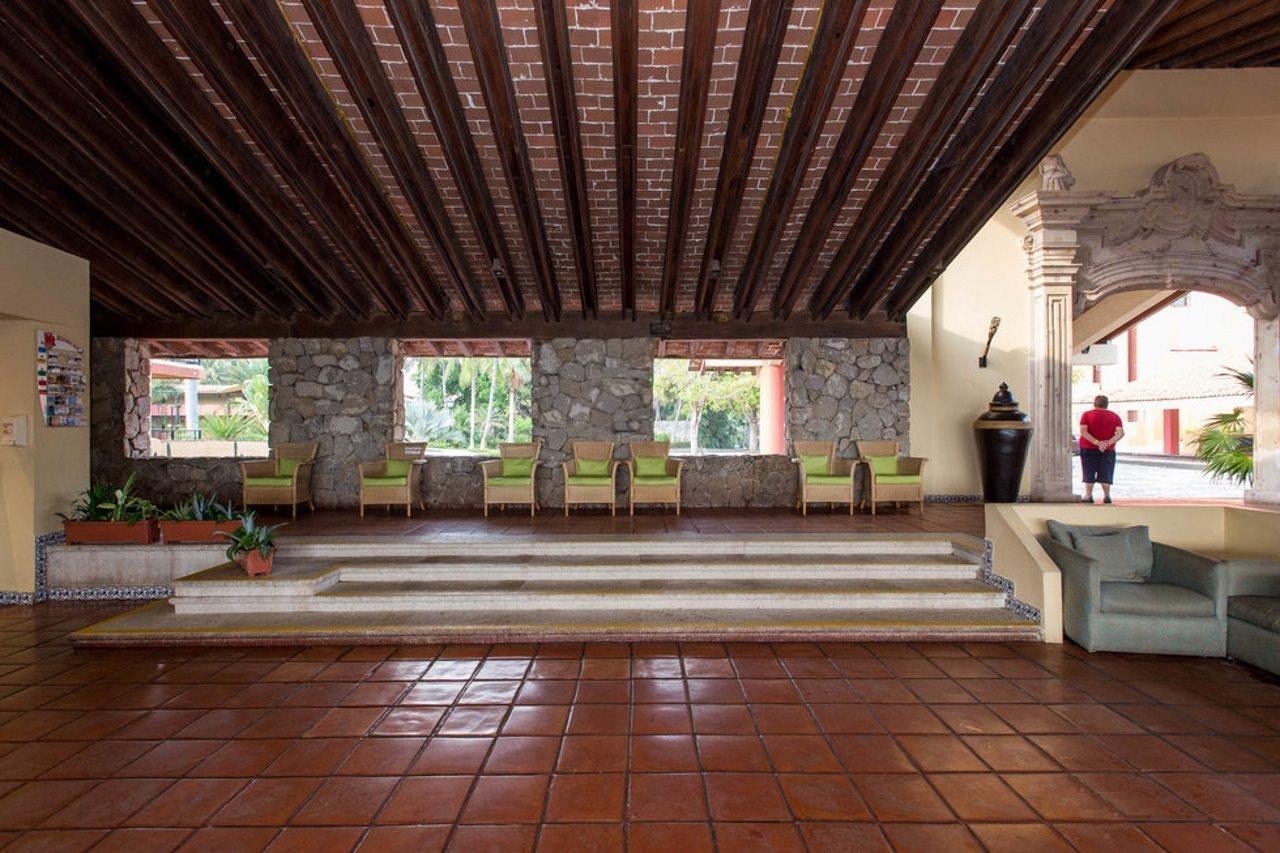Ixtapa By Ihg Resort 4*